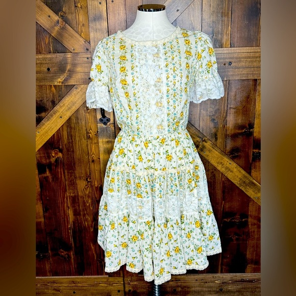 VINTAGE ROCKMOUNT RANCHWEAR  Squarewear Full Skirt Floral Lace Dress Size 16 - Picture 1 of 8
